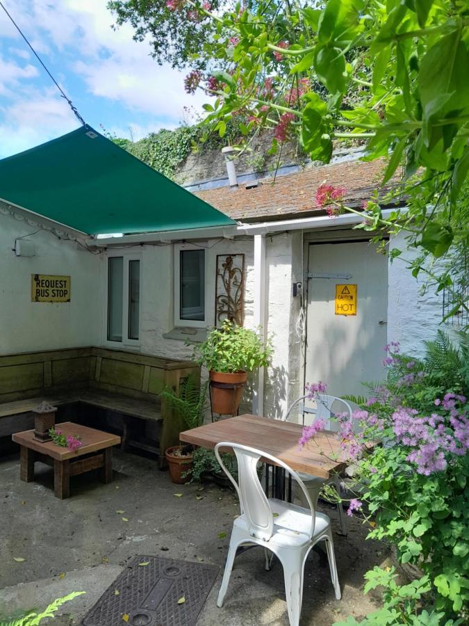 The Artist'S Retreat Apartment Calstock ภายนอก รูปภาพ